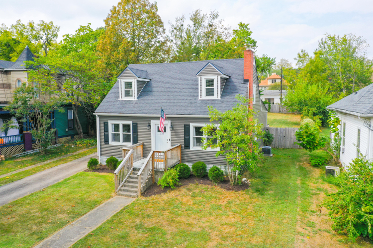 Listing Image 3