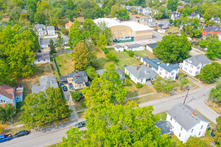 Listing Image 82
