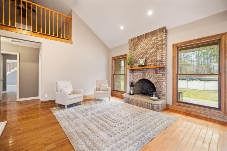 Listing Image 13