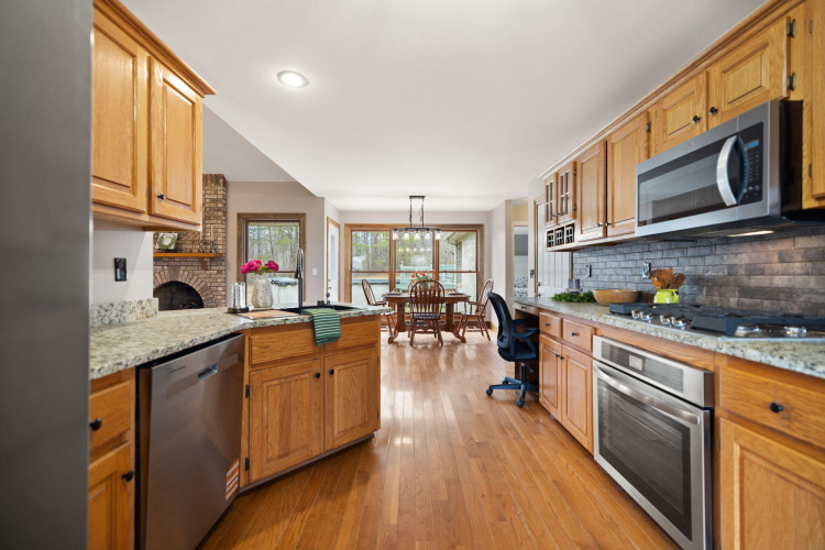 Listing Image 21
