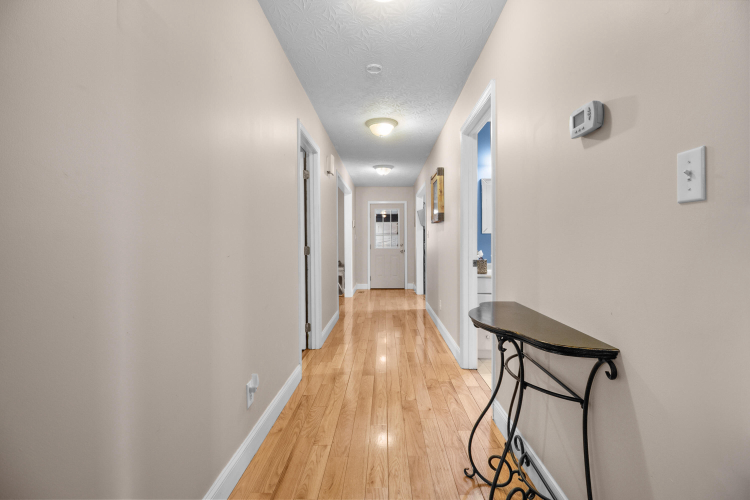 Listing Image 27