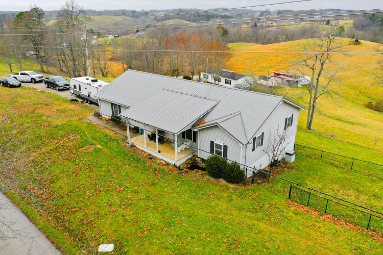 Listing Image 8