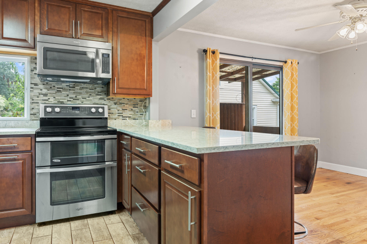 Listing Image 15