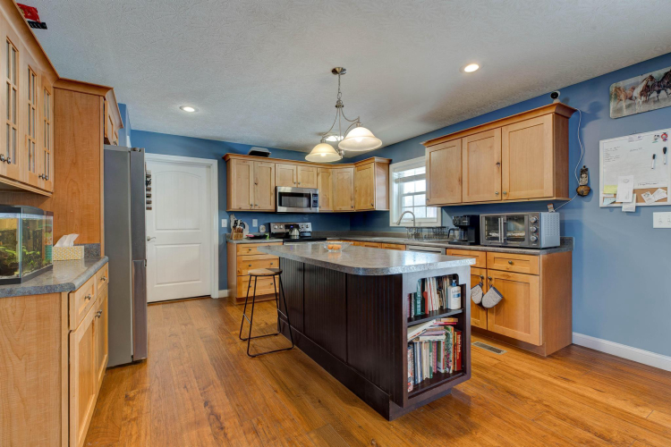 Listing Image 13