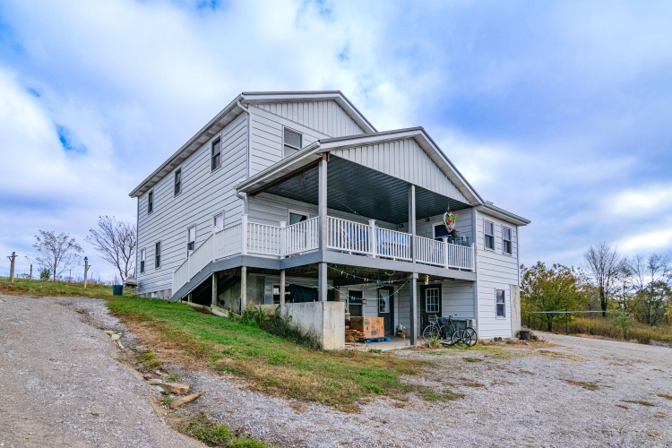 Listing Image 16