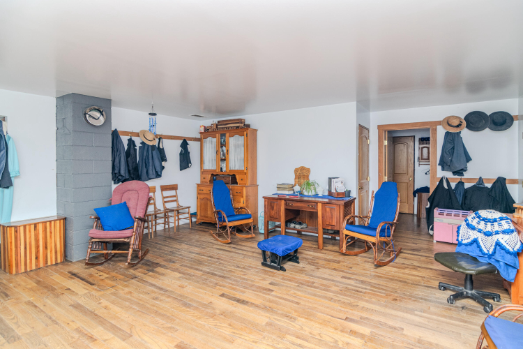 Listing Image 20