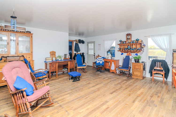 Listing Image 21