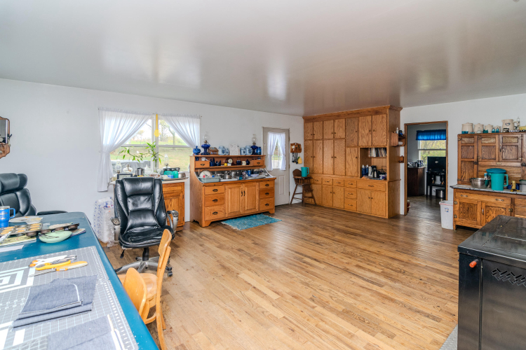 Listing Image 25