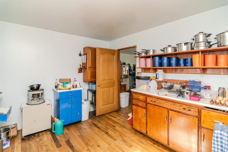 Listing Image 29