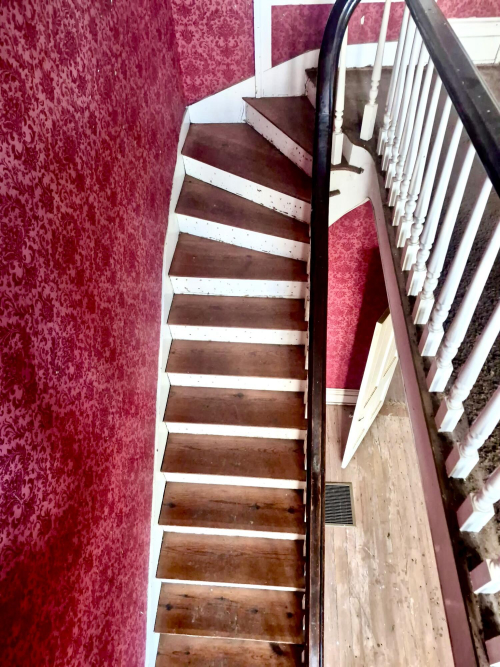 Listing Image 3