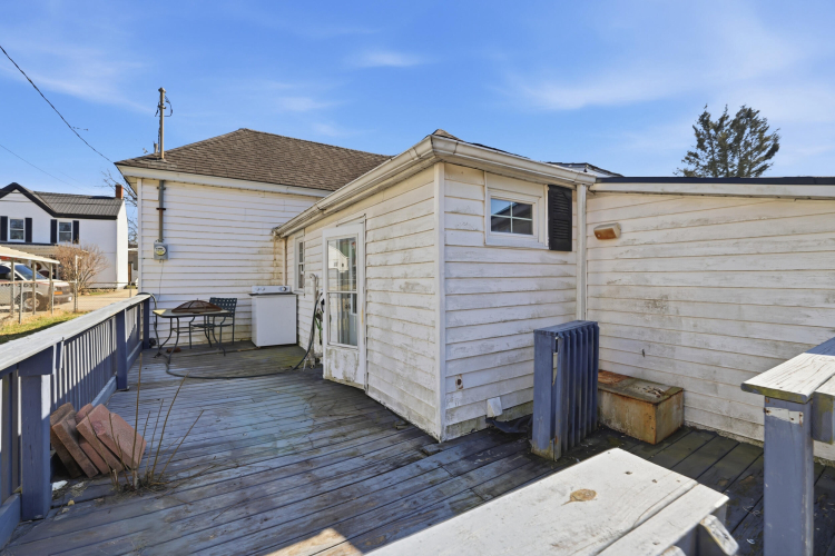 Listing Image 16