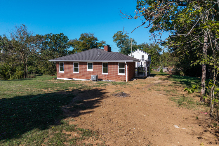 Listing Image 70