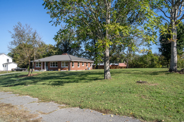 Listing Image 82