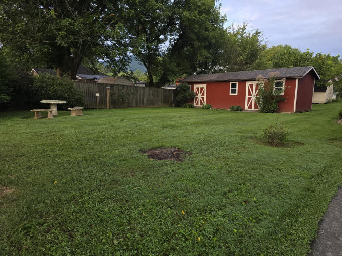 Listing Image 5