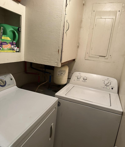Listing Image 8