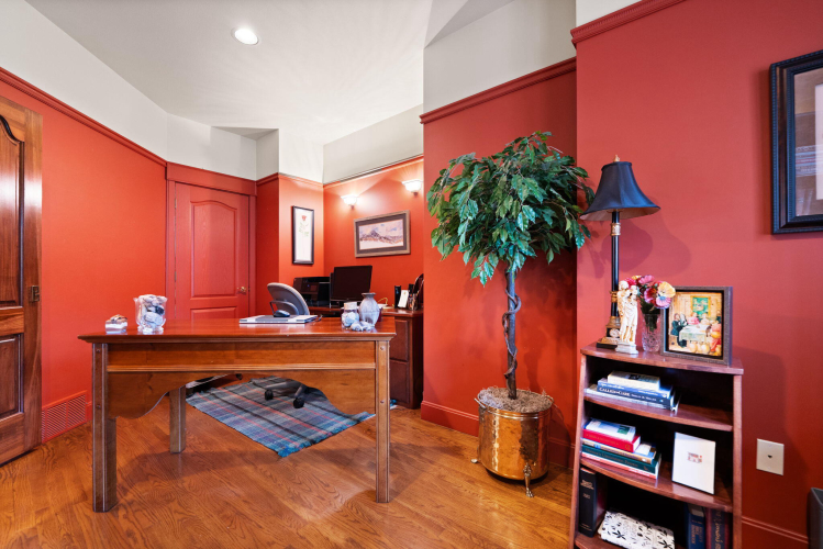 Listing Image 101
