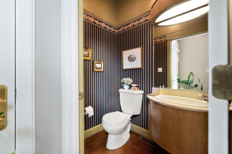Listing Image 104