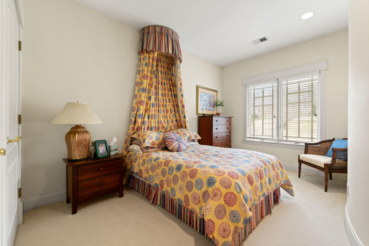 Listing Image 109