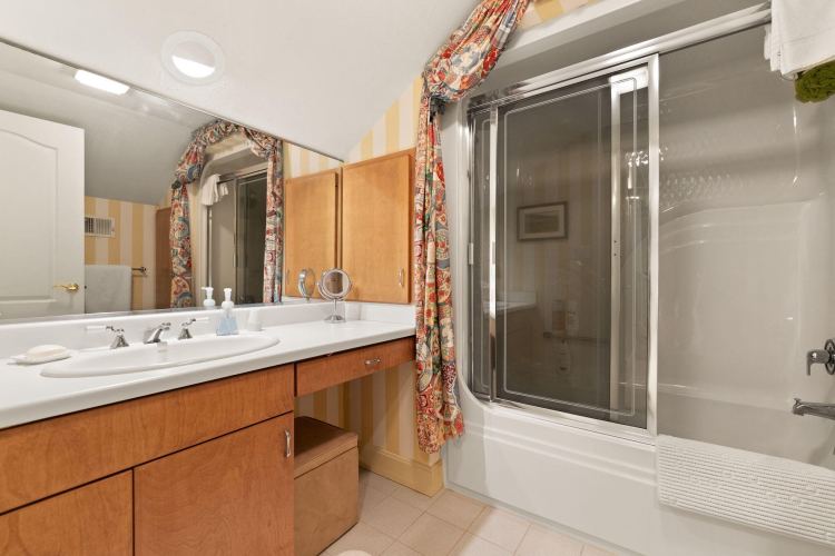 Listing Image 115