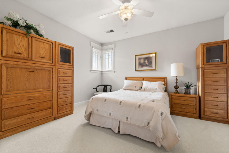 Listing Image 133