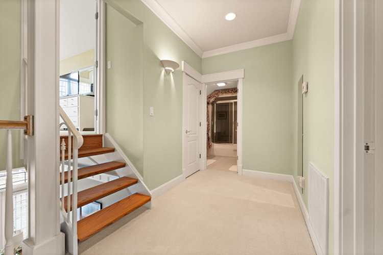 Listing Image 137