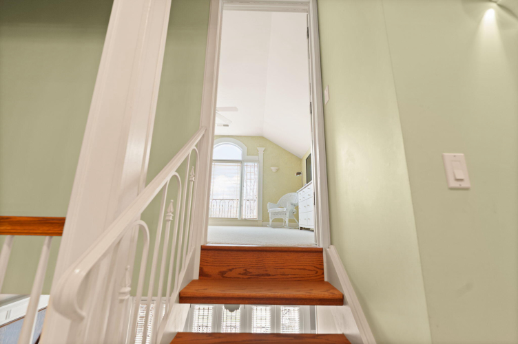 Listing Image 138