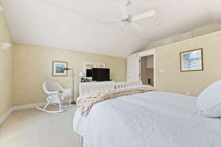 Listing Image 141