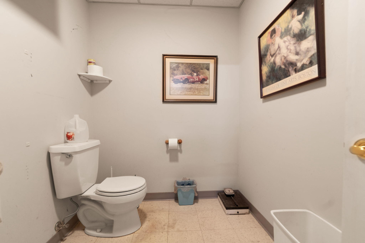 Listing Image 147