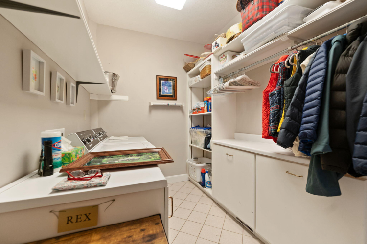 Listing Image 148