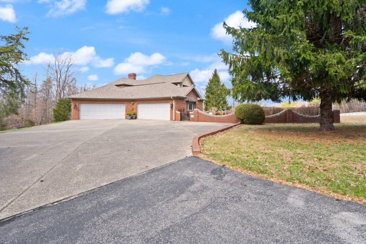 Listing Image 169