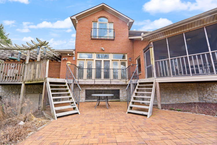 Listing Image 175