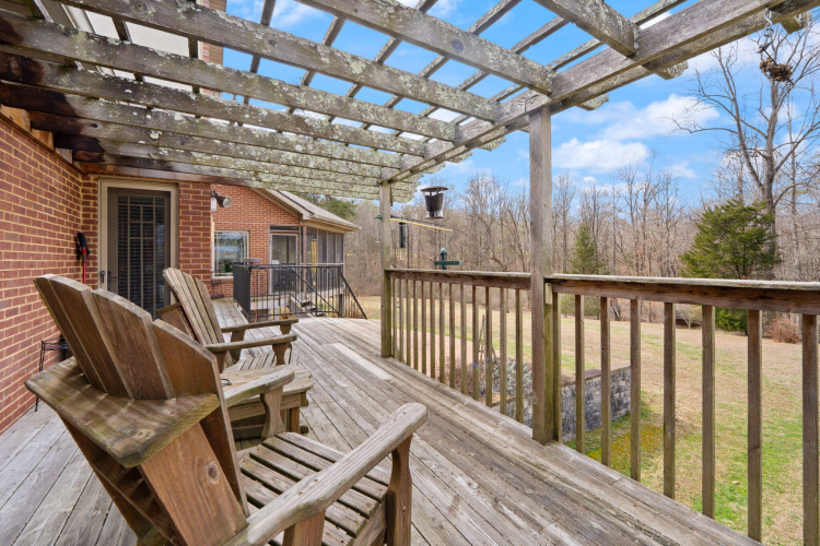 Listing Image 179