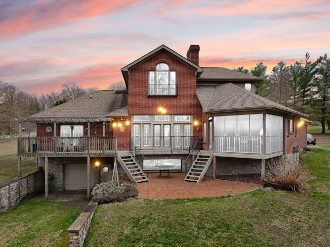 Listing Image 9