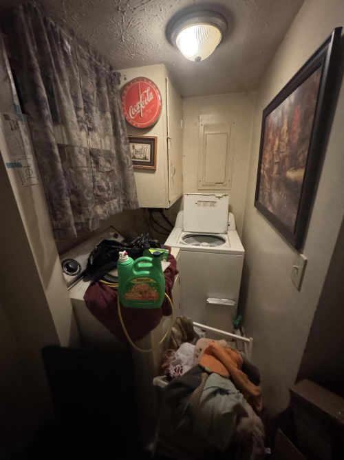 Listing Image 7