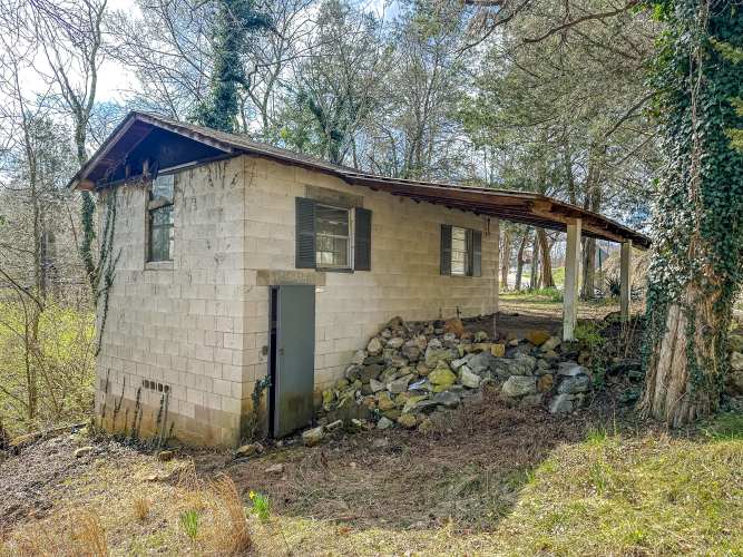 Listing Image 16