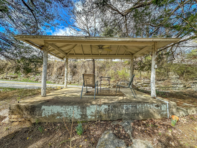 Listing Image 18