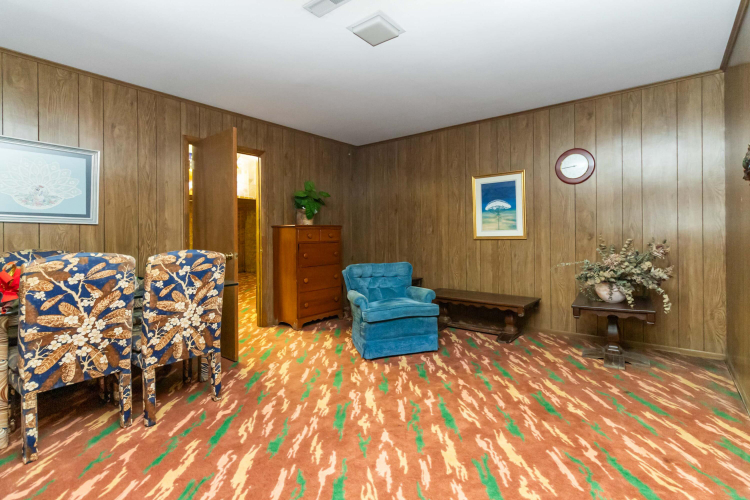 Listing Image 56