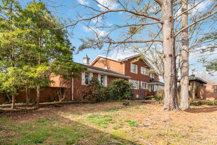Listing Image 74