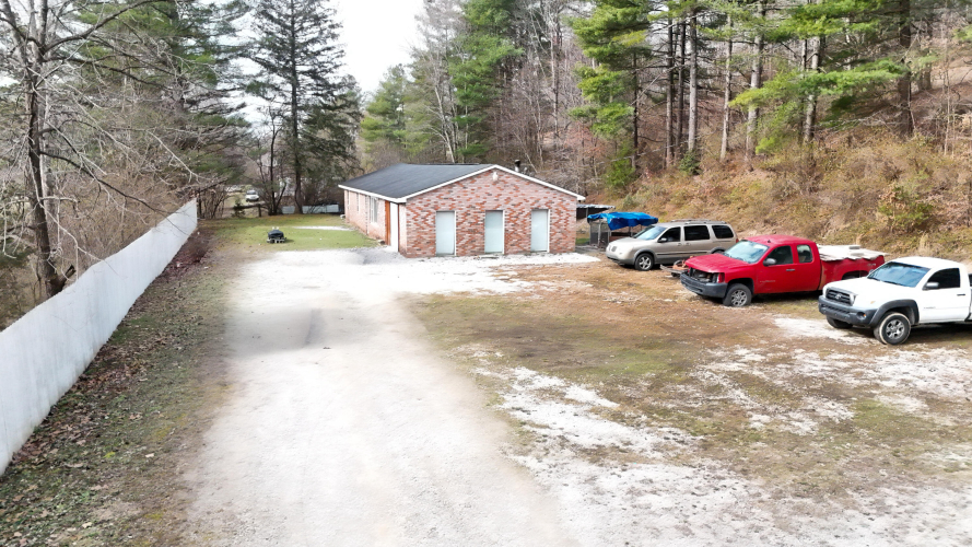 Listing Image 14