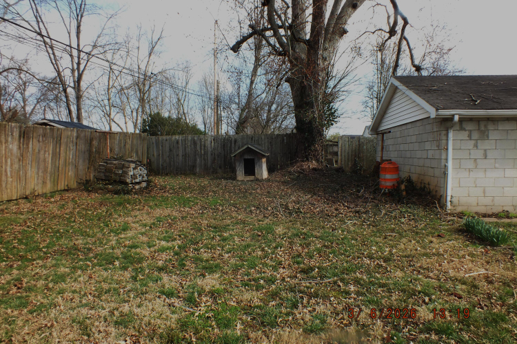 Listing Image 44