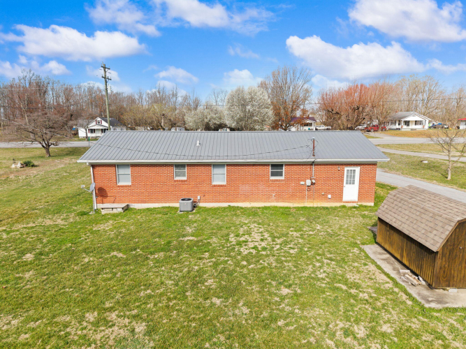 Listing Image 12