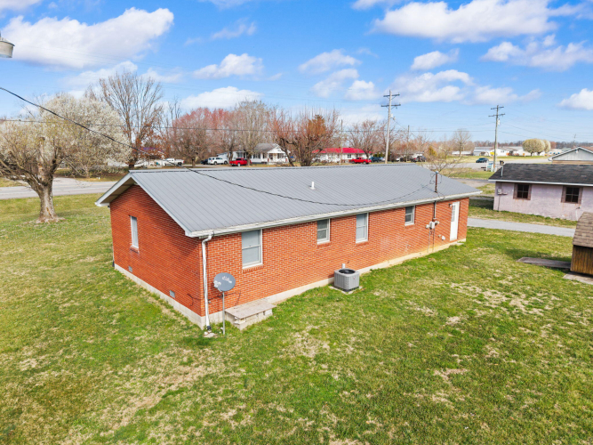 Listing Image 10