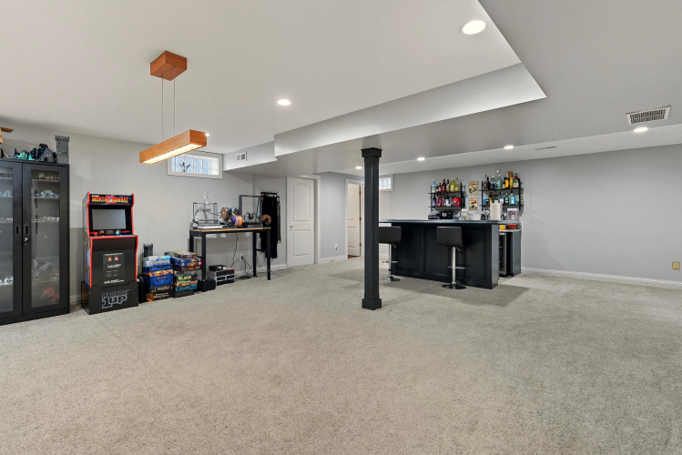 Listing Image 35