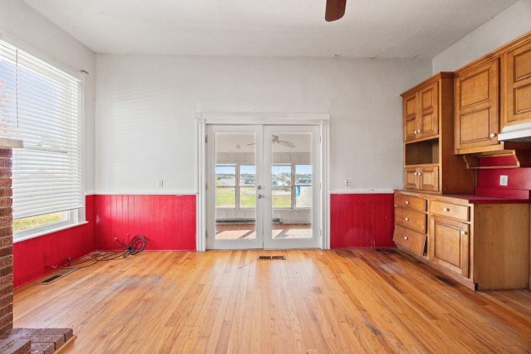 Listing Image 86
