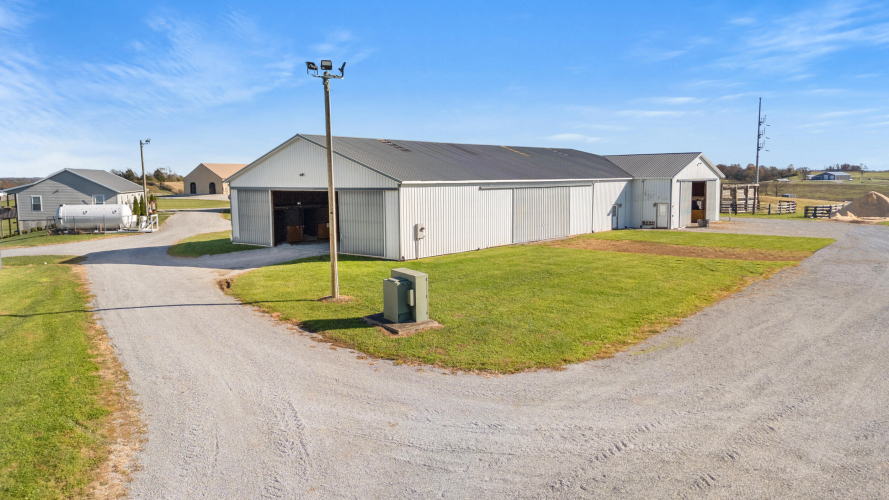 Listing Image 10