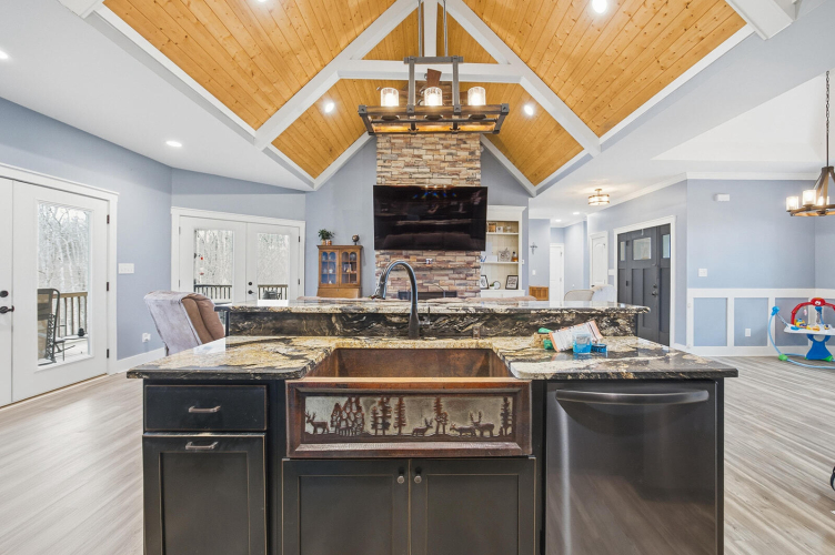 Listing Image 93