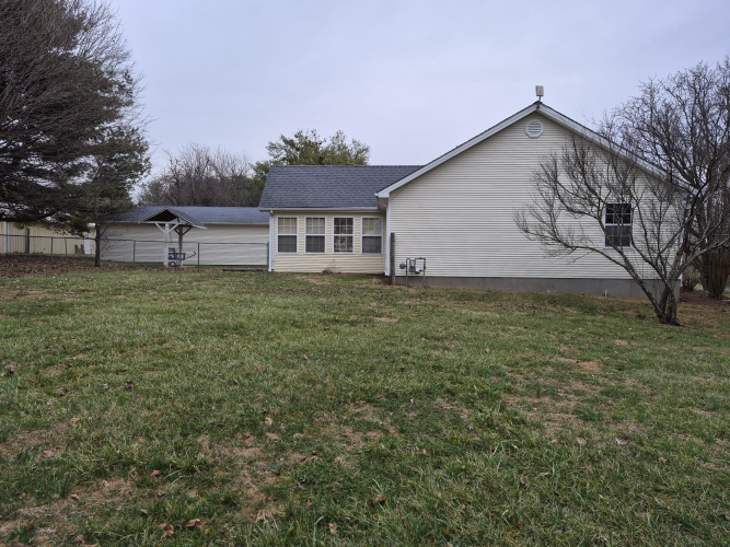 Listing Image 11