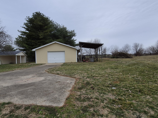 Listing Image 13