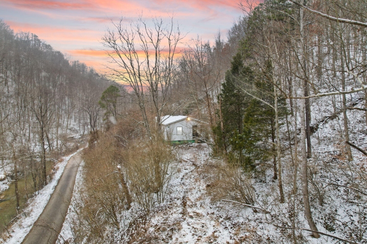 Listing Image 12