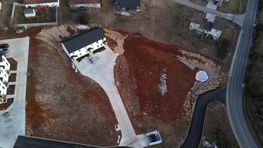 Listing Image 11